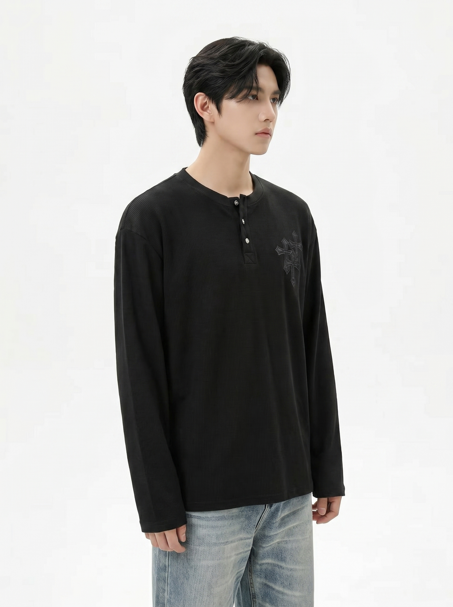 クロスロゴ　ヘンリーネックロングサーマルTシャツ　BL1179